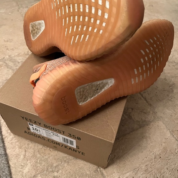 adidas Yeezy Boost 350 V2 Clay - Picture 6 of 7